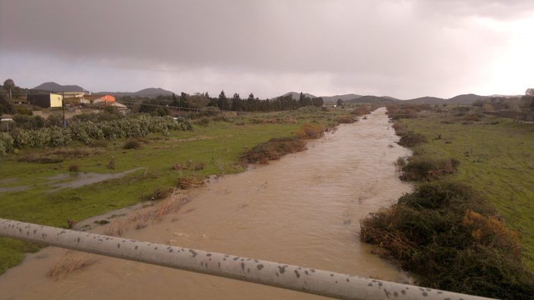 Siliqua, l'acqua del Cixerri è rossiccia allarme inquinamento
