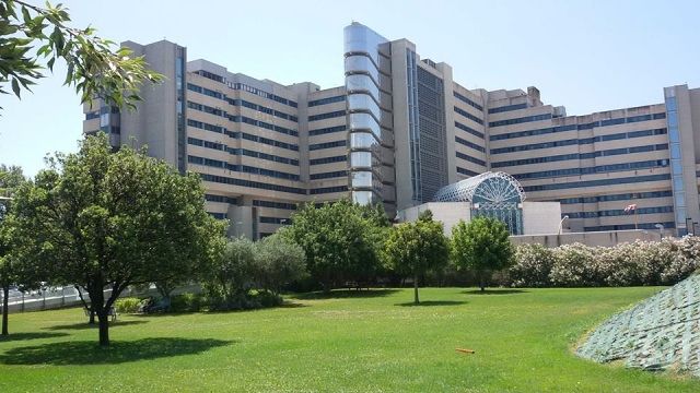 “Brotzu, chiude la chirurgia plastica e le chiamate dirette battono i concorsi”