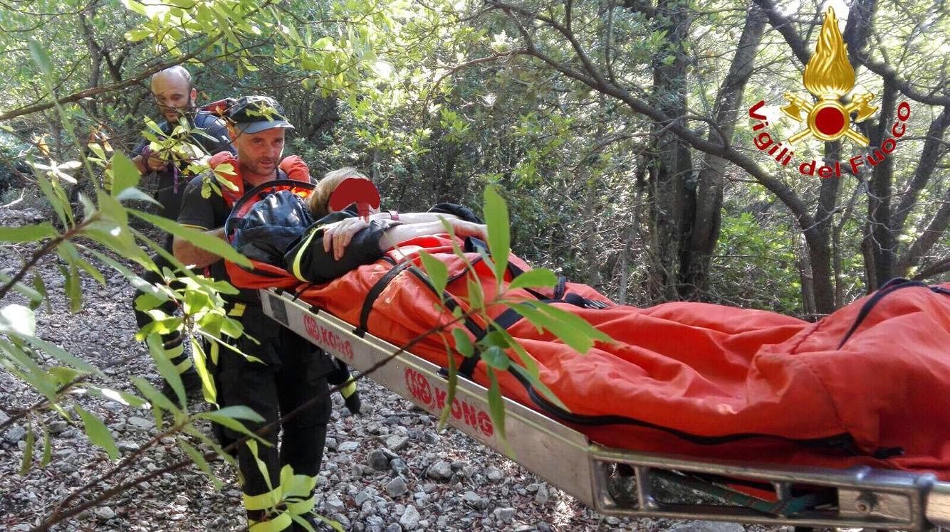 Dispersa nel Supramonte di Oliena: turista soccorsa dai Vigili del Fuoco