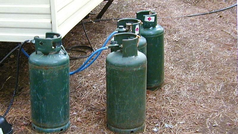 Esplode una bombola a Burcei, pensionato illeso per miracolo