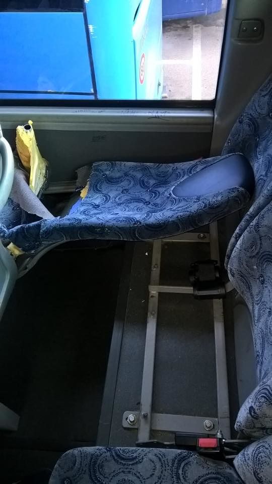 Cagliari, l’Arst agli studenti: “Non ci sono parole per quanto siete vandali”