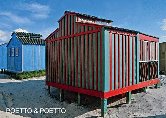 Al T-Hotel una mostra sul Poetto: casotti e stabilimenti