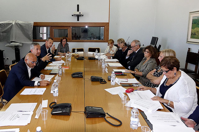 Migranti, obiettivo Pigliaru: “Accoglienza migliore e inclusione in Sardegna”