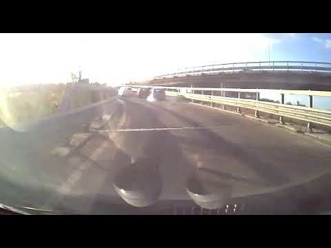 Rocambolesco tamponamento a Santa Gilla, traffico in tilt