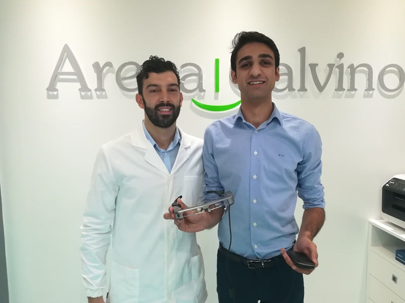 Dal dentista senza paura. Per comunicare e svagarsi arrivano gli occhiali hi-tech: l’idea di 2 giovani sardi