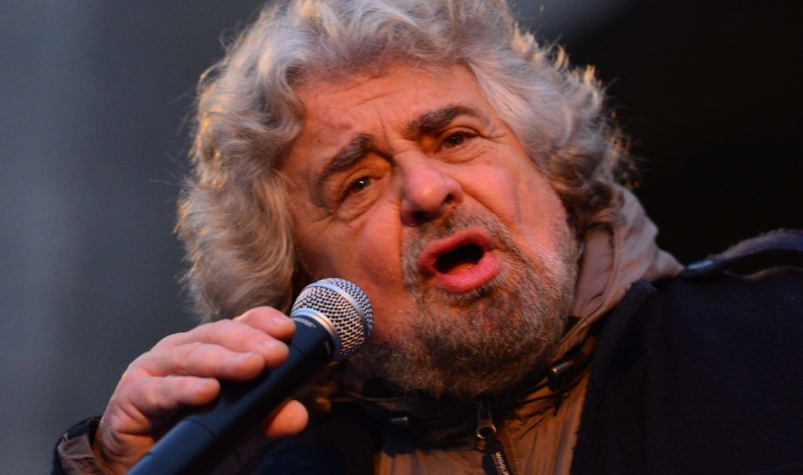 Grillo in disco:”C’è puzza d’ascella manco il Psd’Az”. Solinas:”Chieda scusa”