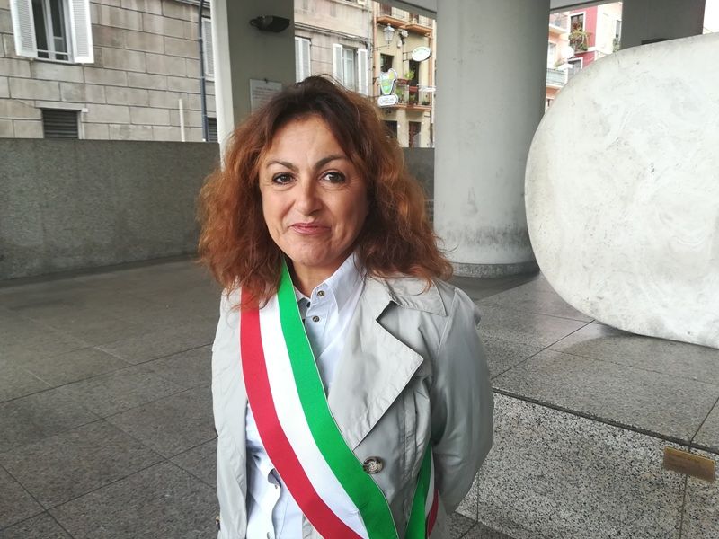 “I cittadini sardi possono farsi venire un infarto entro le 16, poi rischiano di morire”