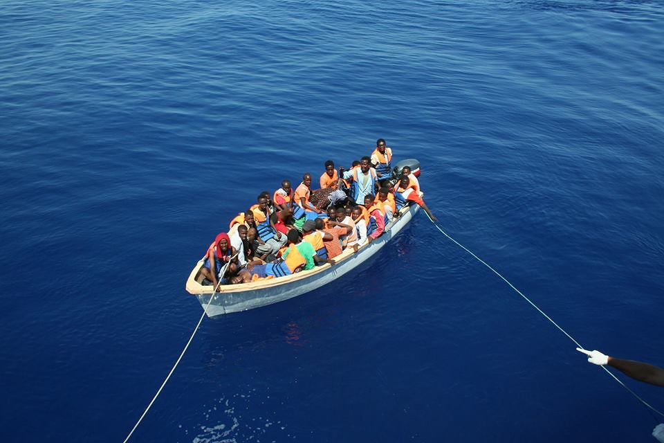 Migranti da Algeria, Pigliaru a Minniti: “Basta sbarchi e via ai rimpatri”