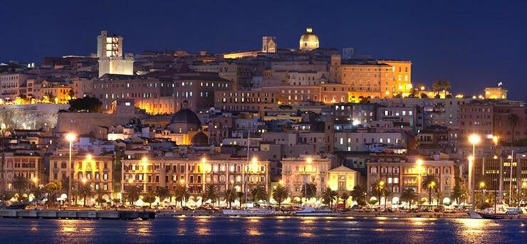 Cagliari, due algerini tentano di rubare nelle barche del porto: blitz della Polizia