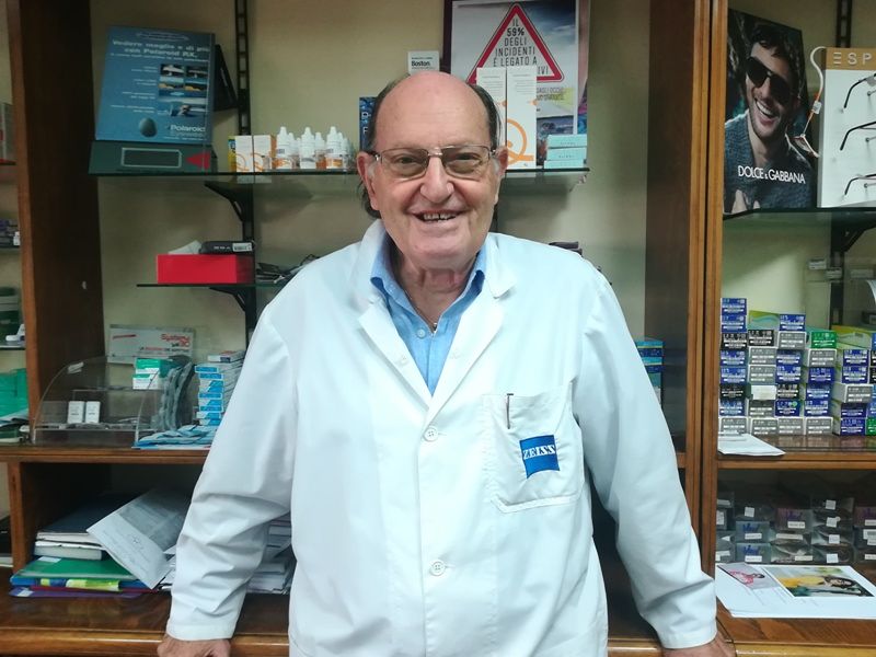 “Piazza Garibaldi così è una kasbah. Clienti abituati a venire in auto, forse trasferisco il negozio”