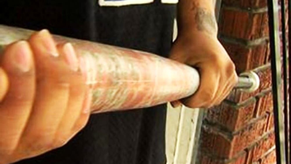 “Nove anni di carcere a due fratelli di Villasimius: hanno pestato e reso cieco un atleta”