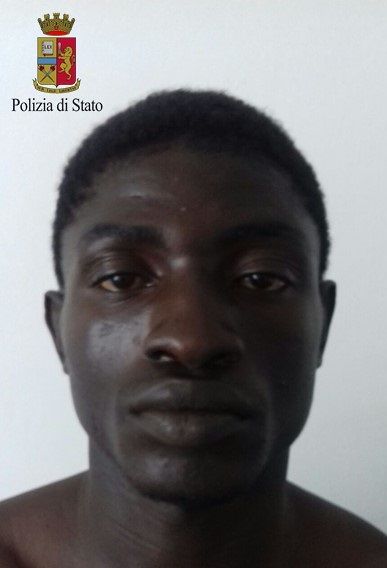 Cagliari, ghanese in arresto: forse un ladro seriale di cellulari e tablet?