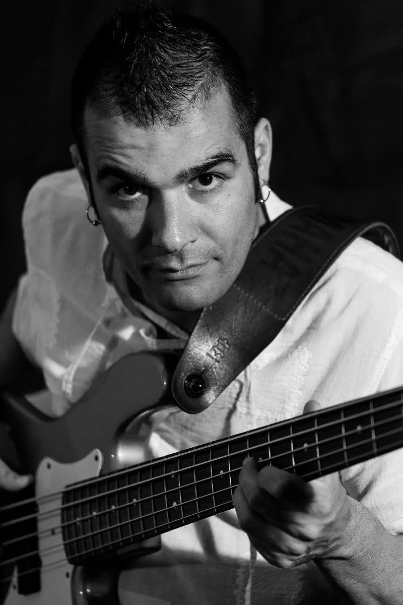 “Una storia tipica italiana”, in uscita oggi il disco del musicista cagliaritano Raffaele Pillai