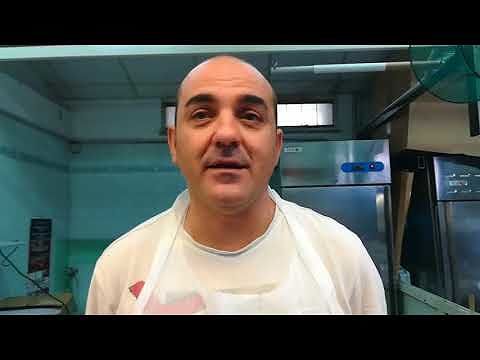 “Paghiamo tasse e affitto ma non veniamo tutelati dal Comune. Gli abusivi fuori dal mercato sono troppi”