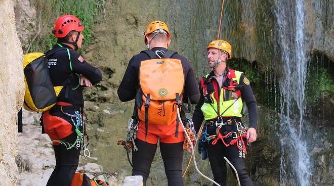 Malore a Oliena, escursionista salvato dal Soccorso Alpino