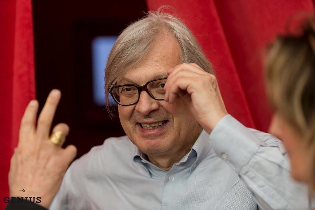 Poggio dei Pini, Sgarbi show: “Sette milioni di euro per un ponte di m…”