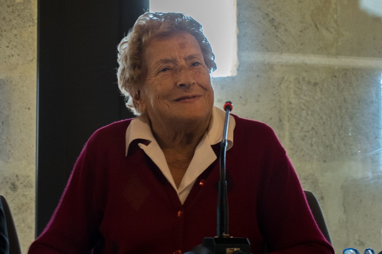 Carmen Usai, la “sorpassatrice” torna al volante a 87 anni