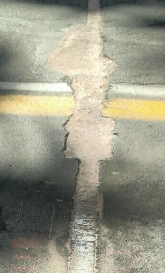 Cagliari, fibra ottica e proteste: “Manto stradale sistemato male”