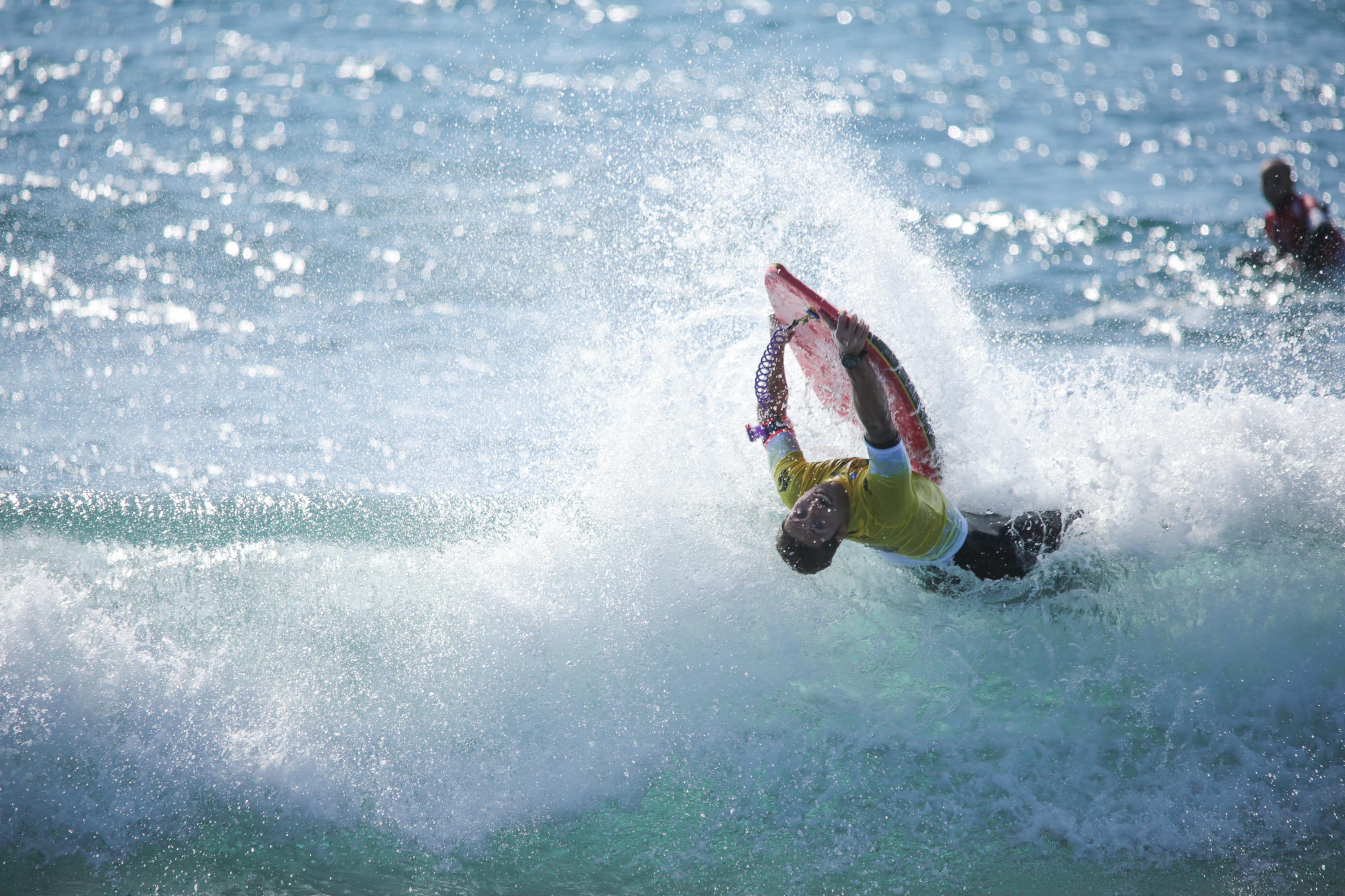 Le onde di Capo Mannu incoronano i campioni italiani di Surf: ecco chi sono