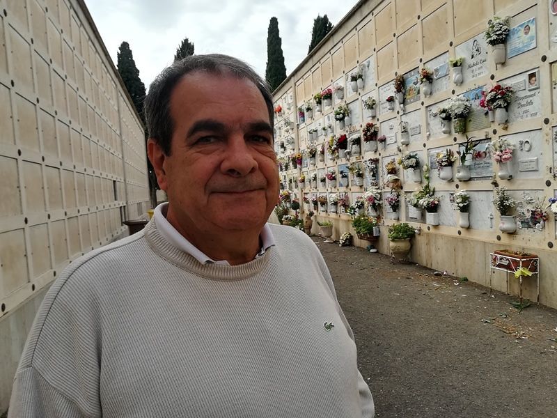 “A Cagliari hanno rubato i fiori dalla bara di mia figlia, morta a 7 anni. Una ferita immensa”