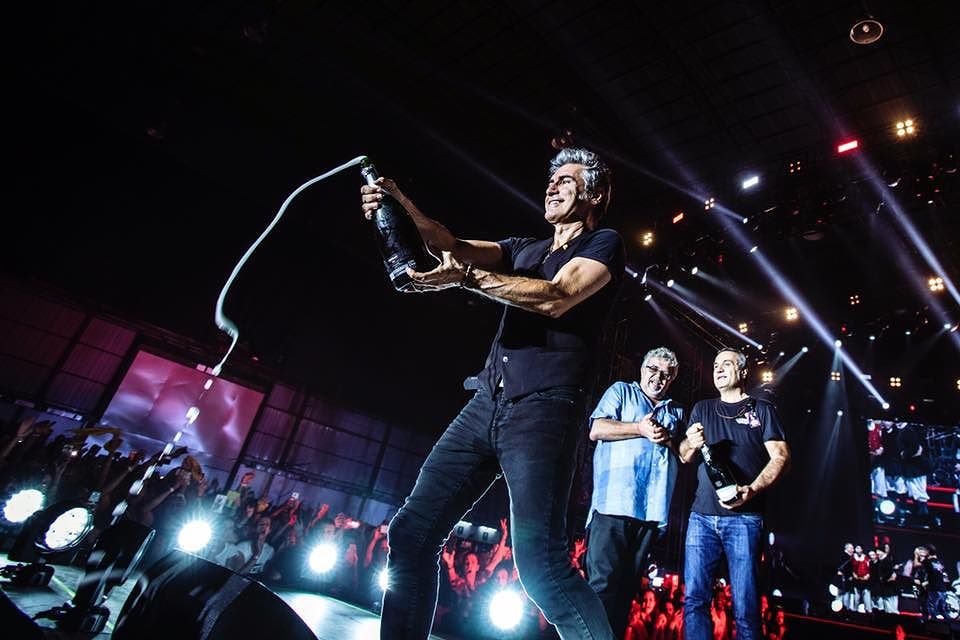 Cagliari senza spazi per i concerti, musica live solo a temperature tropicali