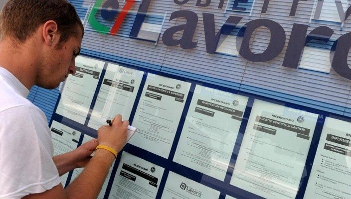 Lavoro, Regione: “In aumento occupazione e contratti a tempo indeterminato”