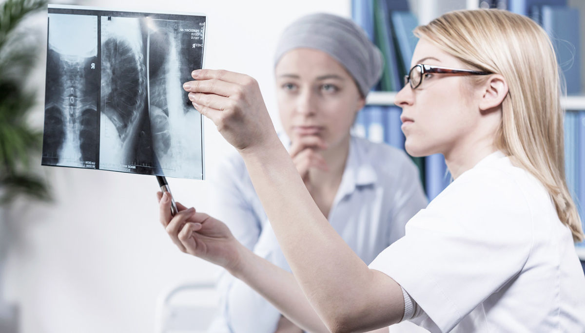 Sardegna, donna con un tumore endocrino. Ma il farmaco le viene negato