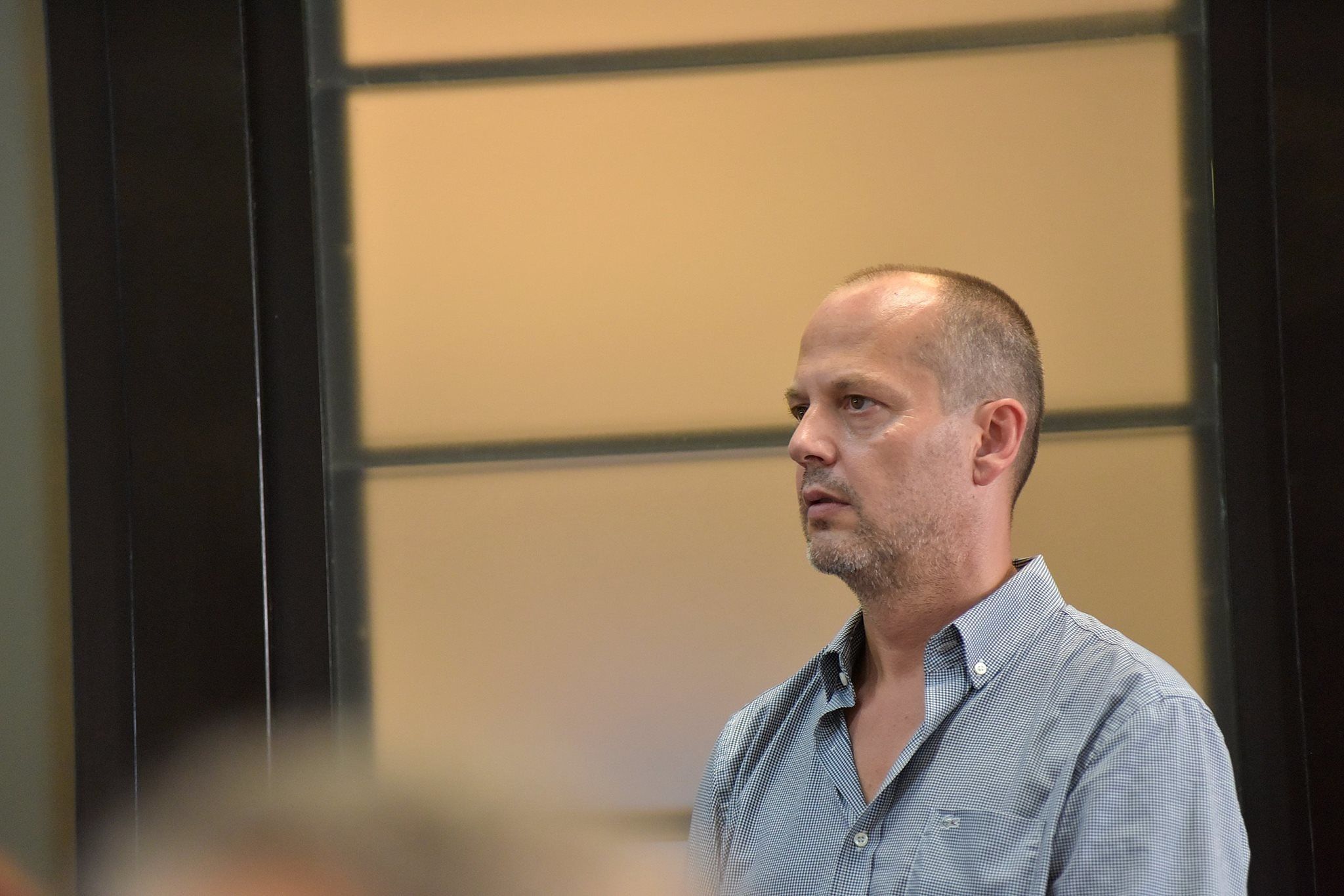 Elmas, indagato l’ex sindaco Valter Piscedda: “Pressioni per il figlio di un assessore”