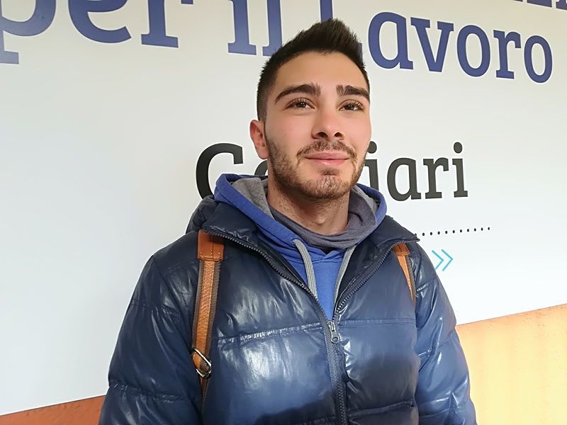 “Per noi giovani cagliaritani solo lavoretti in nero, in tanti siamo costretti ad emigrare”