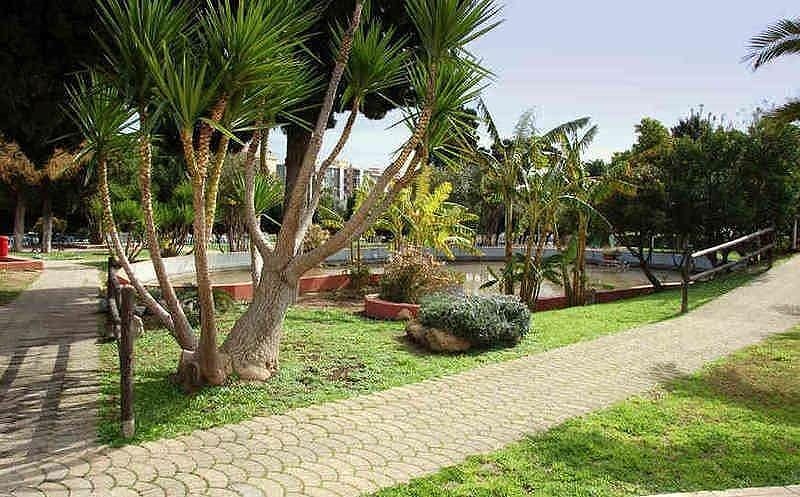 Via Figari, vittoria dei residenti: il parco apre alle 6:30