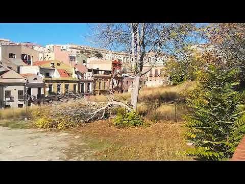 Stampace, nell’ex campetto si prende a calci solo l’immondezza