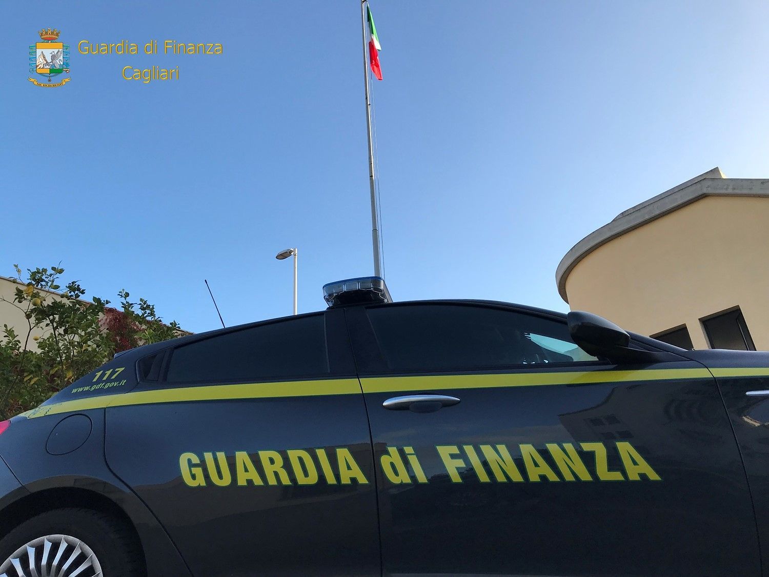 Guardia di Finanza, Cagliari: droga sequestrata, 5 persone segnalate