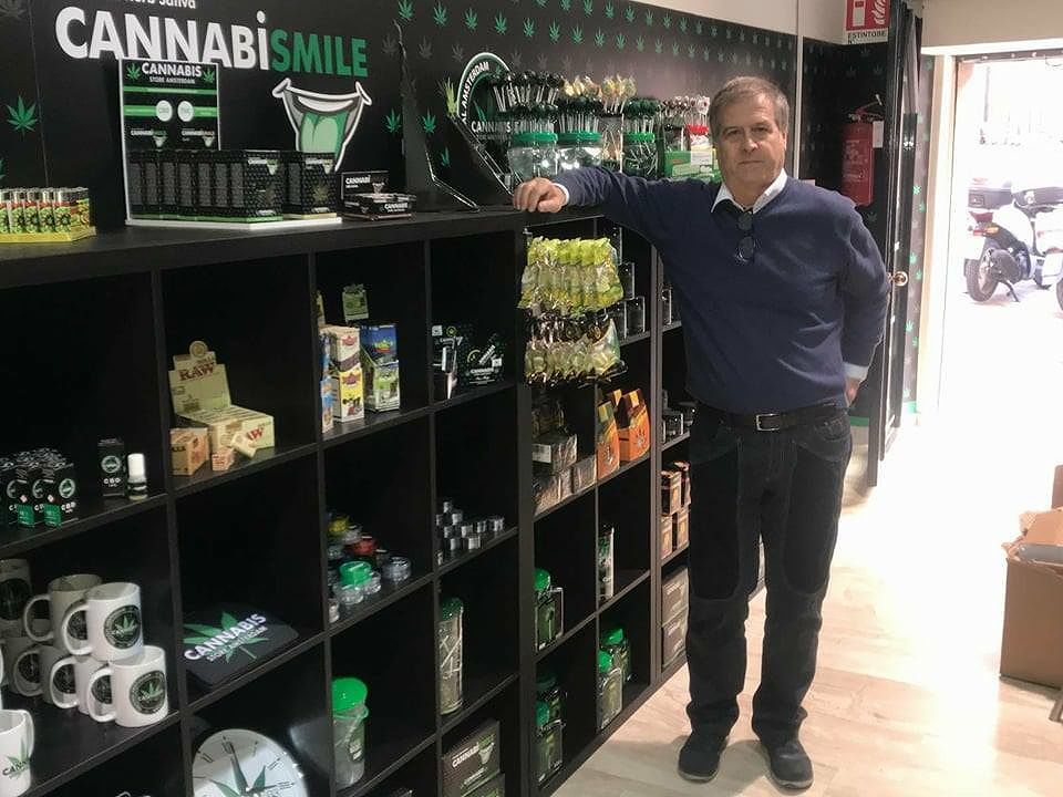 Dal latte alla cannabis, la sfida di Ignazio: “Spero che la legalizzino”