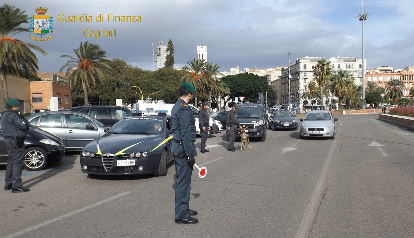 Elmas, nigeriano arrestato dalla Guardia di Finanza: nello stomaco 60 ovuli di eroina