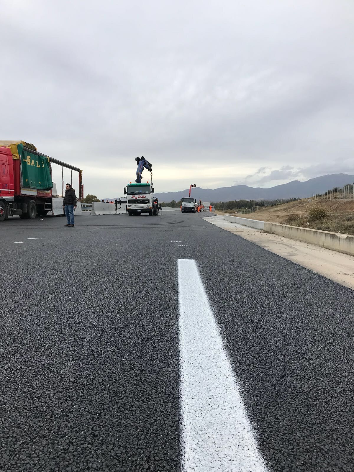 Chiusa da mesi riapre (finalmente) al traffico la 554 bis