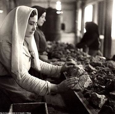 “Mimma”, sensuale umanità di una Dea Mater