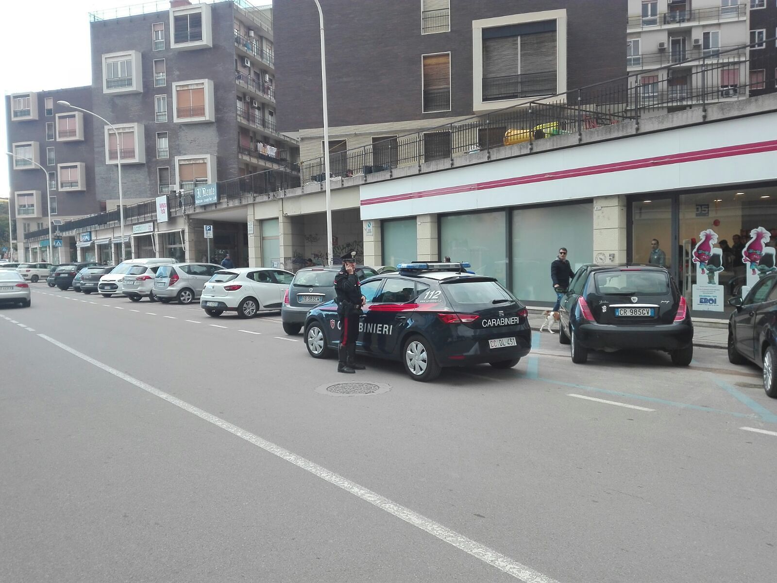 Tentano di forzare uno scooter e fuggono su un’auto rubata: due arresti a Cagliari