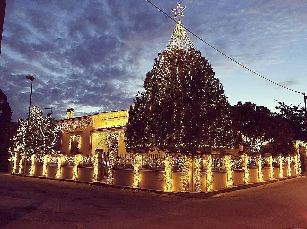 Senorbì, la casa con 40mila luci per il Natale: mandateci le più belle luminarie