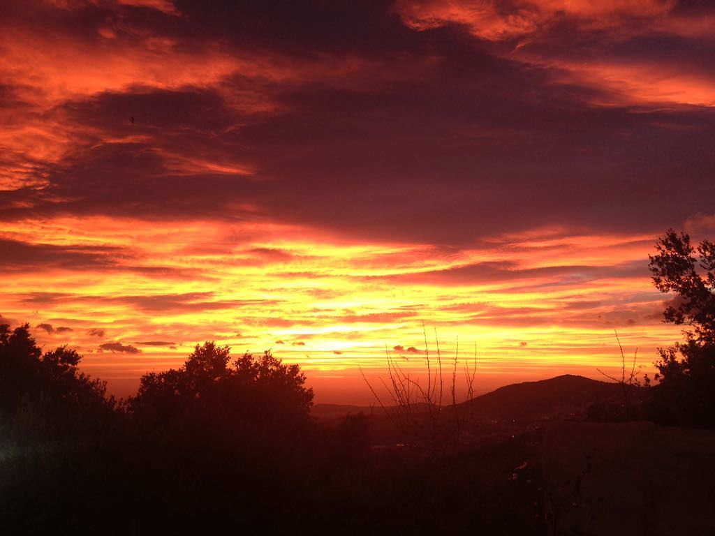 Alba in Ogliastra, l’atmosfera da fiaba del sorgere del sole