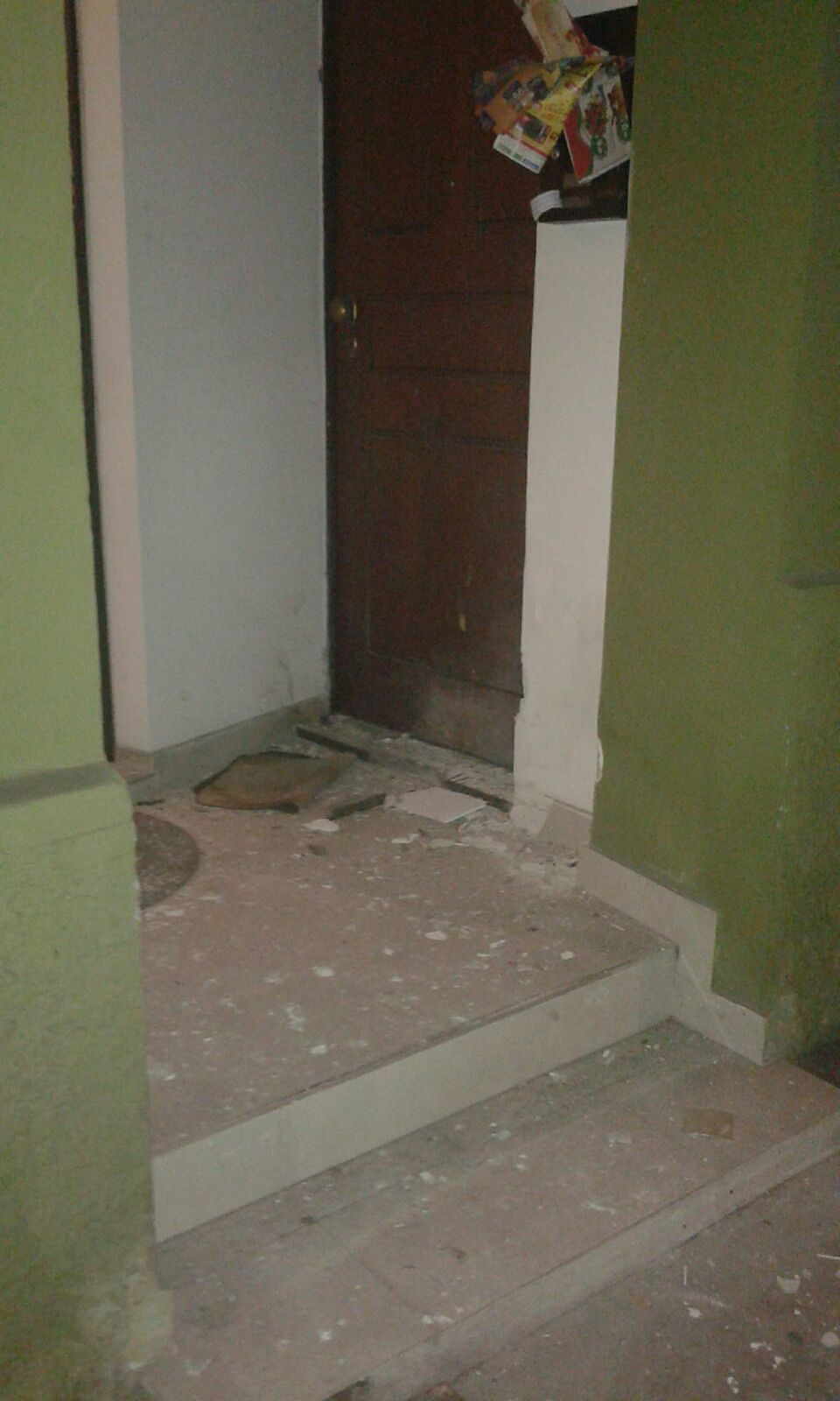 Pirri, misteriosa esplosione nella notte: danni a una casa in vendita