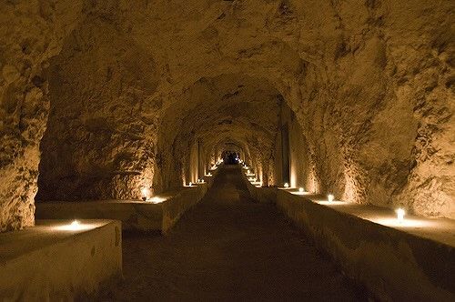 Cagliari, sabato tour tra Presepi e ospedali sotterranei