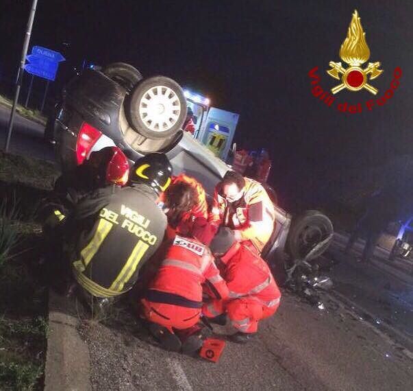 Pauroso scontro frontale sulla Sp22 Nuoro-Oliena: tre feriti