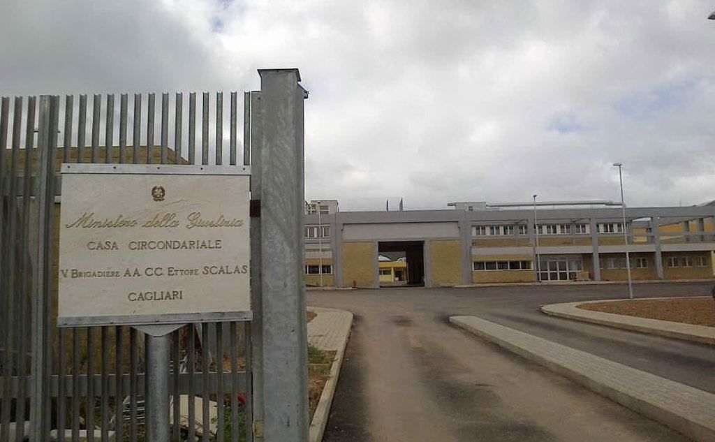 Caos al carcere di Uta: “Stipendi ridotti ai medici, a rischio assistenza detenuti”