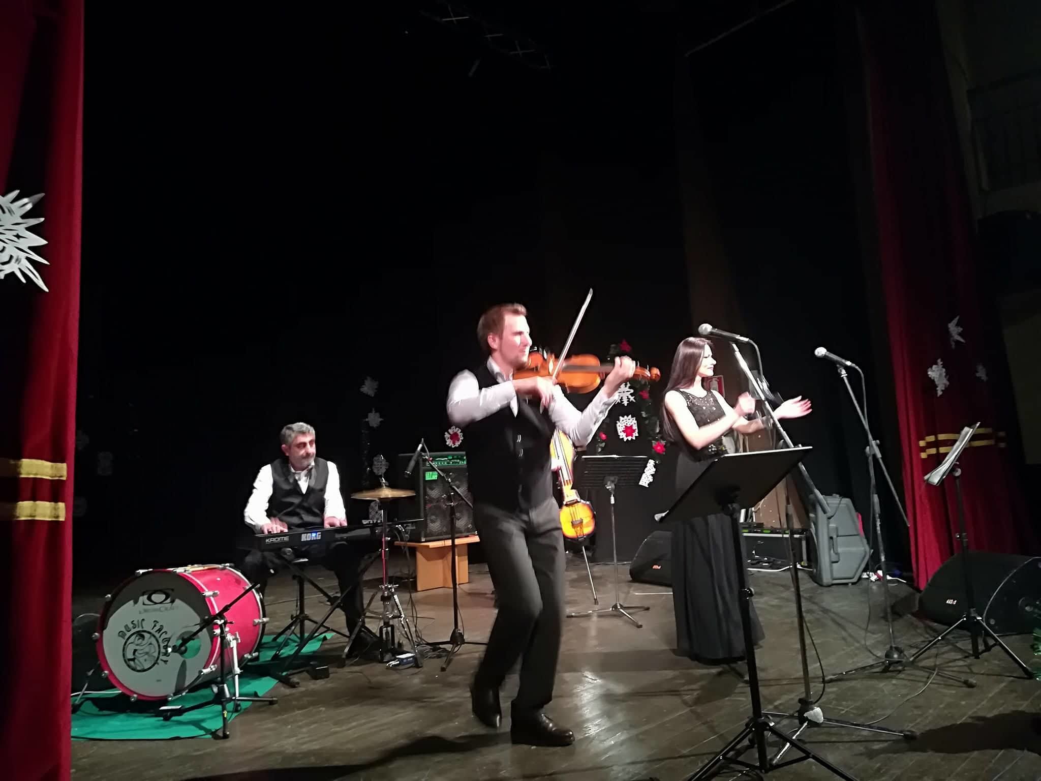 A Cagliari gli ortodossi festeggiano, tra canti e musiche, il Natale