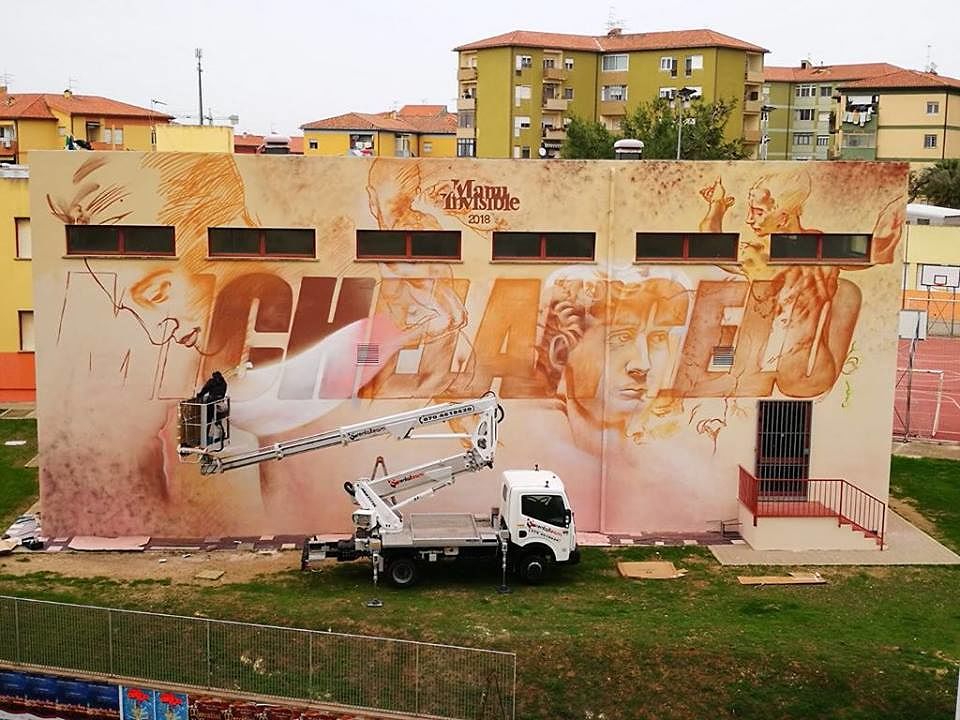 Il “nuovo” Michelangelo: ecco la facciata di Manu Invisible