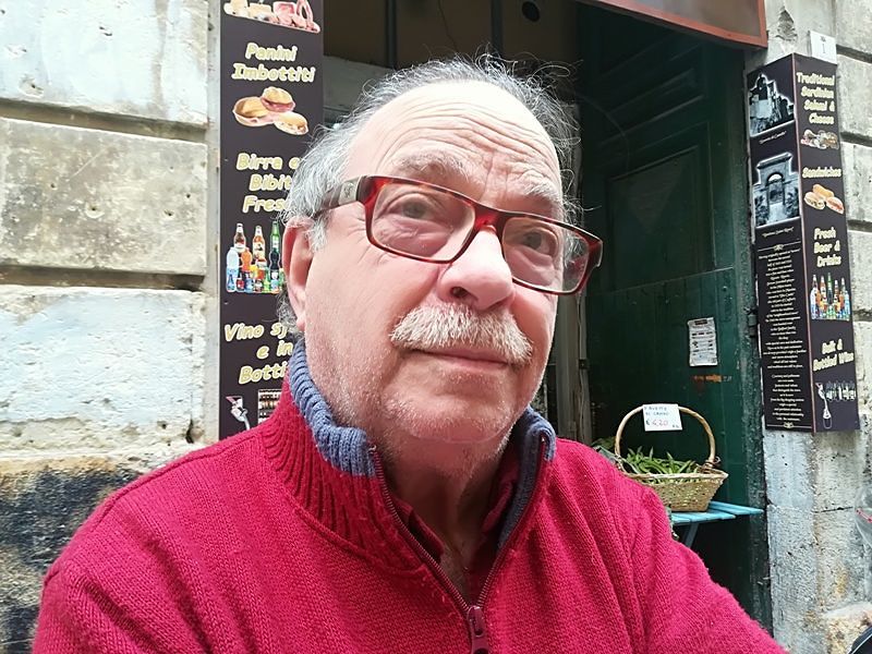 Sergio, storico bottegaio di Castello: “Ormai è un rione dormitorio destinato a morire”