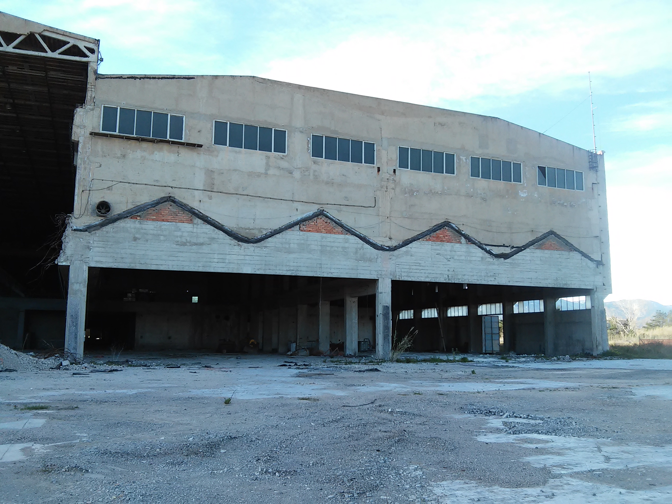 Industria, ok alla cessione dei beni della Sarind: ora un futuro per le aree dell’ex cartiera di Arbatax