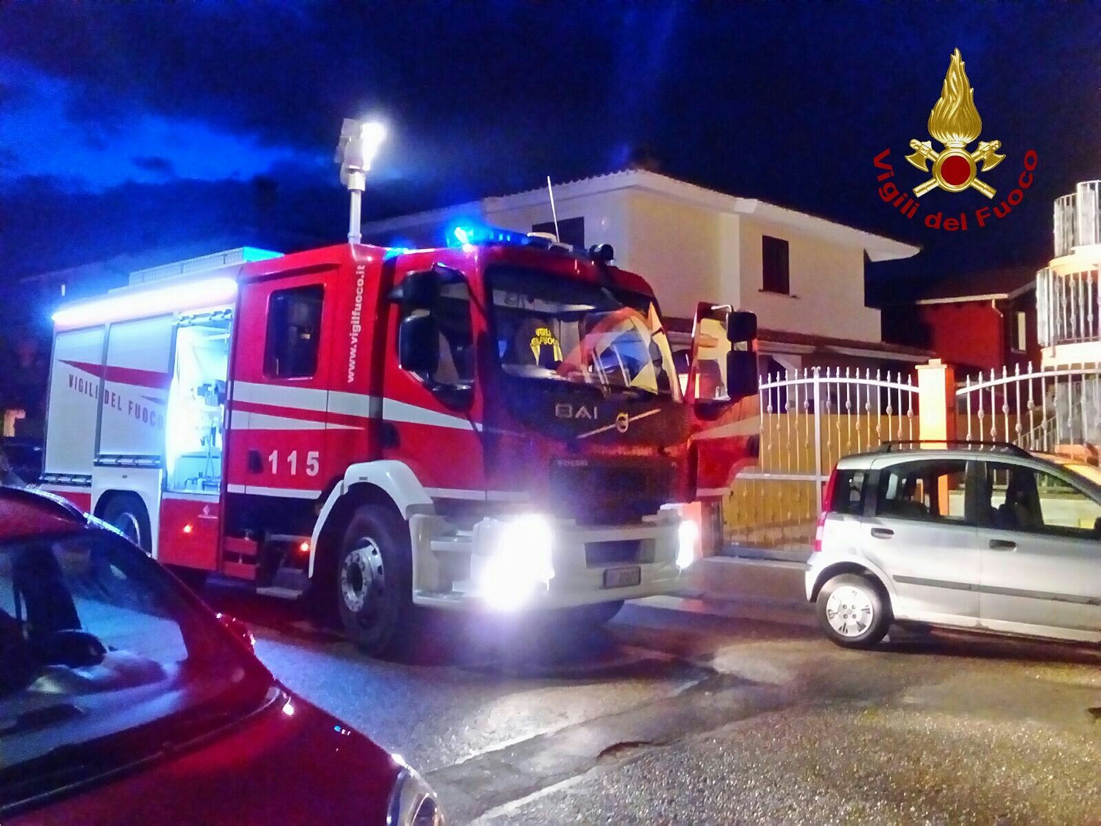 In fiamme un frigorifero dentro una casa, momenti di grandissima paura a Monastir