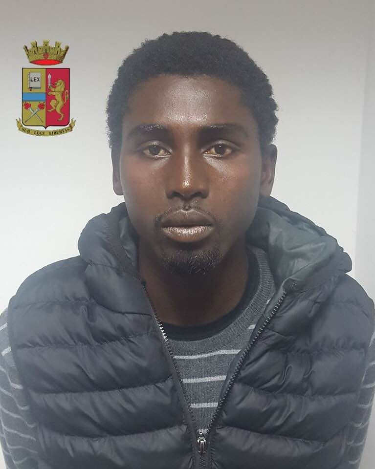 Cagliari, spaccio di droga tra via Roma e piazza Yenne: arrestati tre stranieri