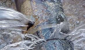 Quartu, esplodono due condotte: litorale senz’acqua fino a Villasimius